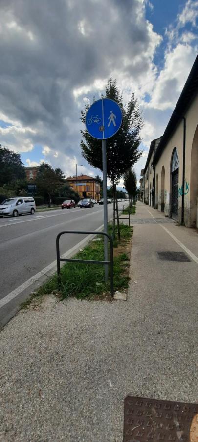 Finestra Sul Borgo Hotel ลุคคา ภายนอก รูปภาพ